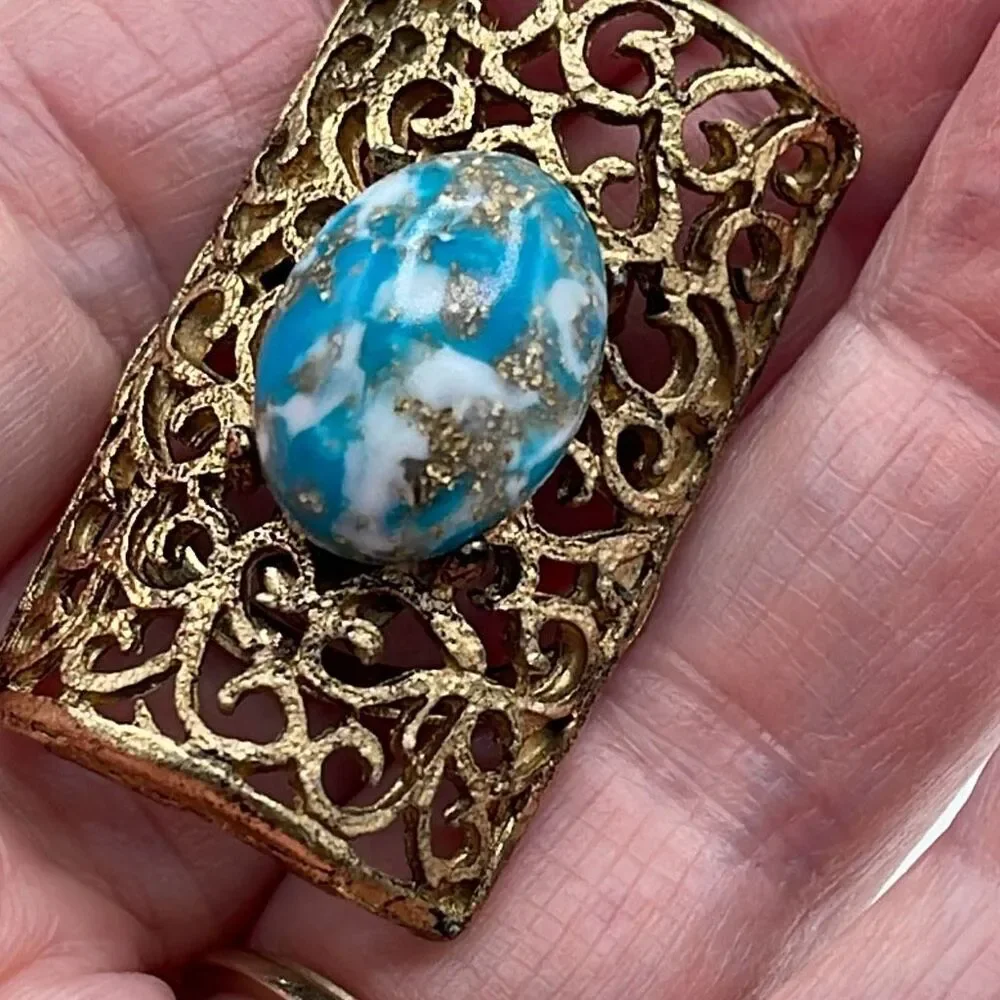 Vintage stunning dress clip scarf clip dome  glass filigree metal